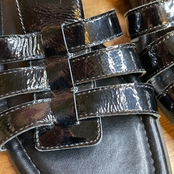 The Flexx Band Together Black Gladiator Strap Patent Leather Sandals Sz 7.5 - Picture 8 of 17